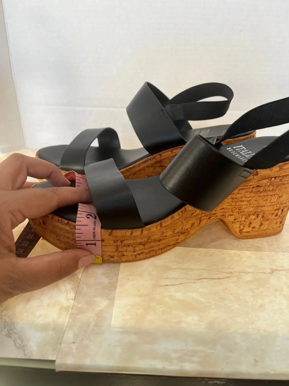 Italian Shoemakers Black Leather-Strap Cork Wedge Sandals - Picture 11 of 12